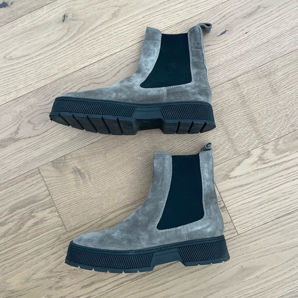 Massimo Dutti Black Split Suede Platform Chelsea Boots - Picture 2 of 11